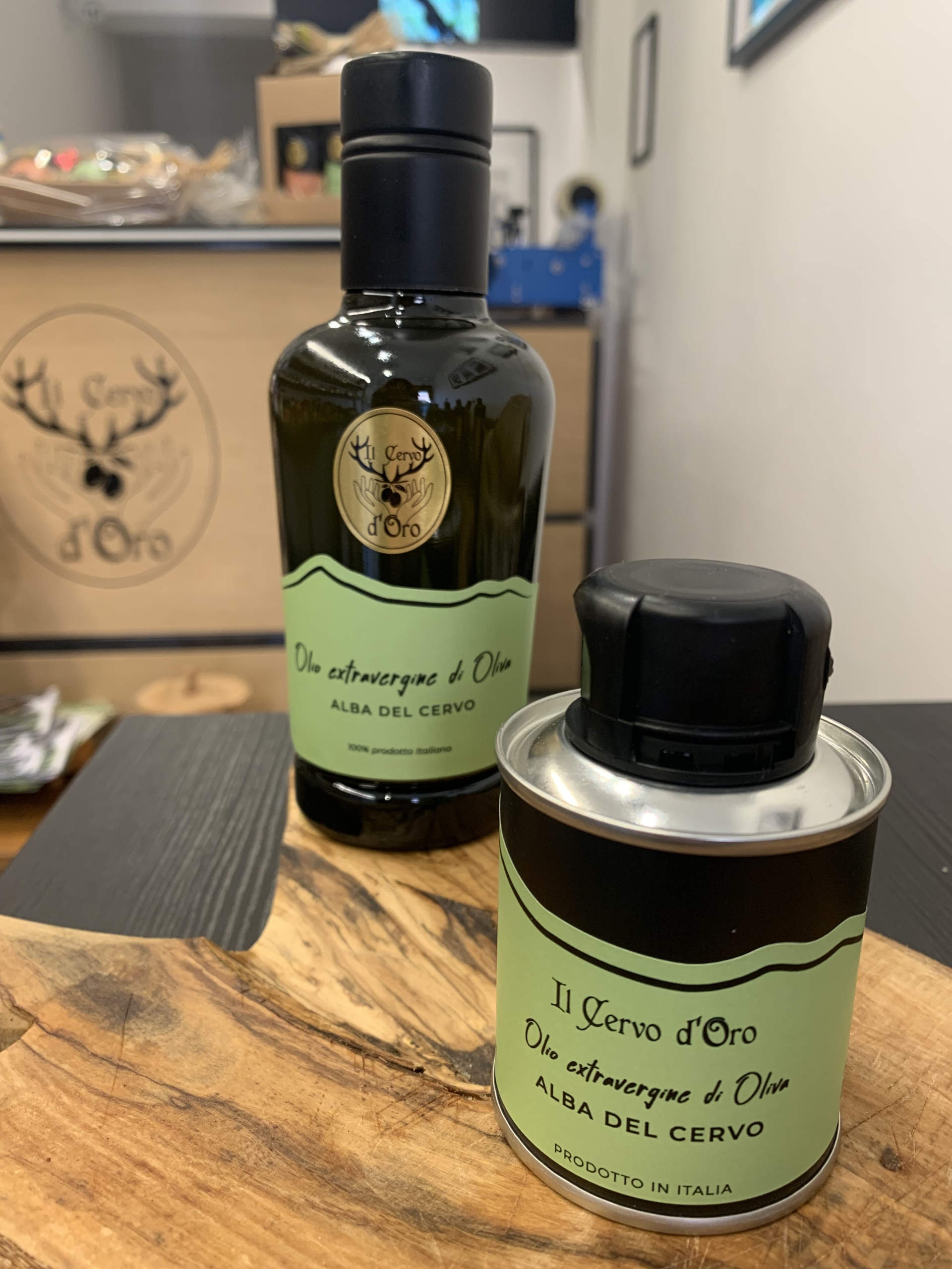 Il Cervo D'Oro Olio Extravergine d’Oliva di categoria superiore “Alba del Cervo”